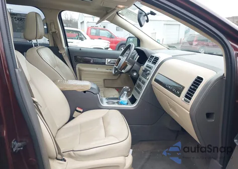 2010 Lincoln Mkx z USA, uszkodzony, nr VIN 2LMDJ8JC4ABJ22205